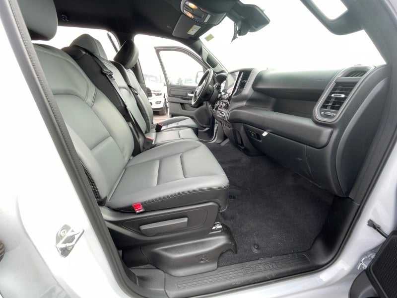 2026 RAM Ram 1500 RAM 1500 TRADESMAN CREW CAB 4X4 5'7' BOX