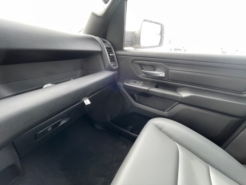 2026 RAM Ram 1500 RAM 1500 TRADESMAN CREW CAB 4X4 5'7' BOX