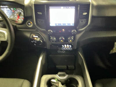 2025 RAM 1500 Tradesman Crew Cab 4x4 5'7' Box