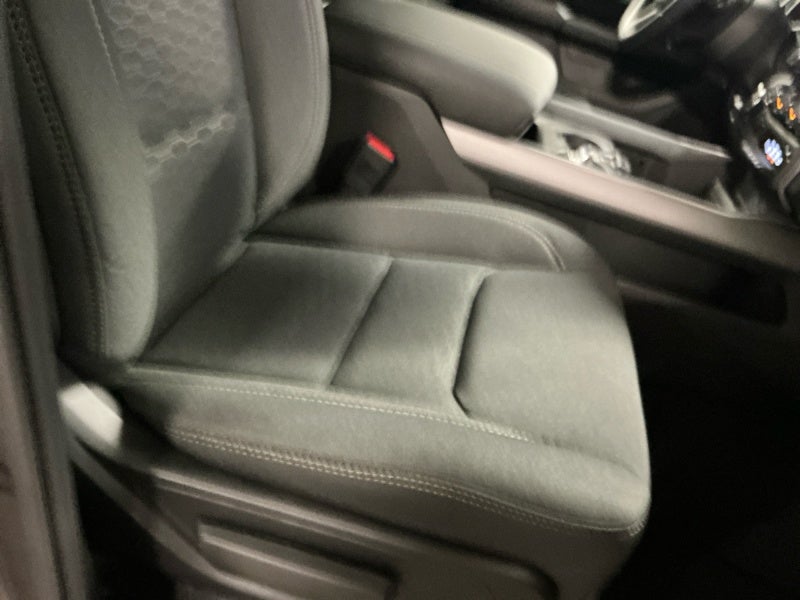 2025 RAM 1500 Tradesman Crew Cab 4x4 5'7' Box