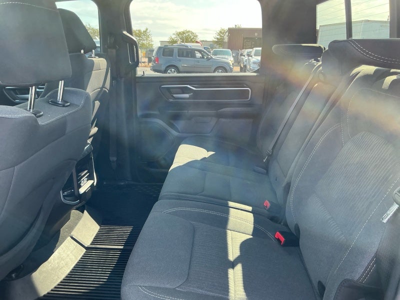 2023 RAM 1500 Big Horn Crew Cab 4x4 5'7' Box
