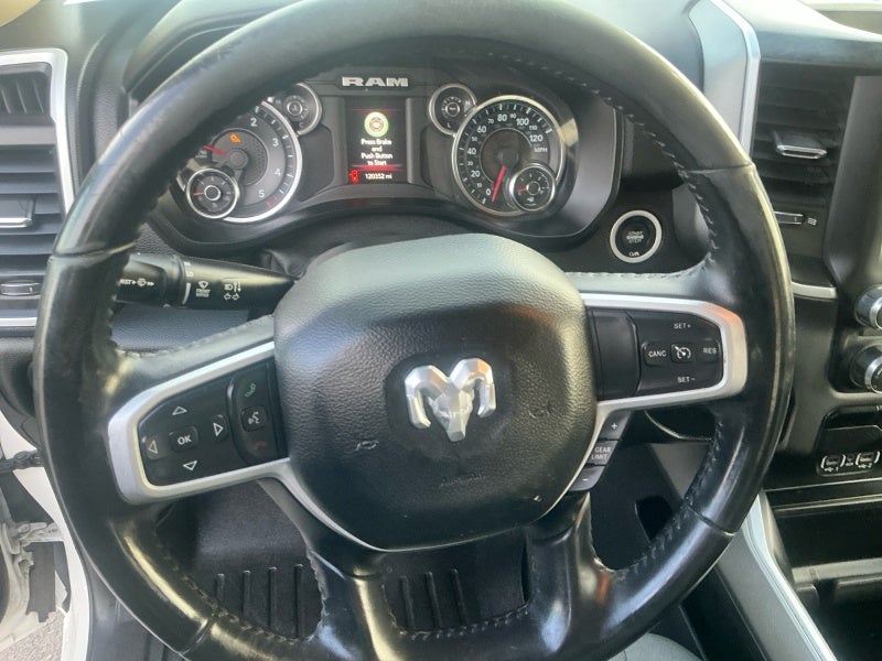 2020 RAM 1500 Big Horn Crew Cab 4x4 5'7' Box