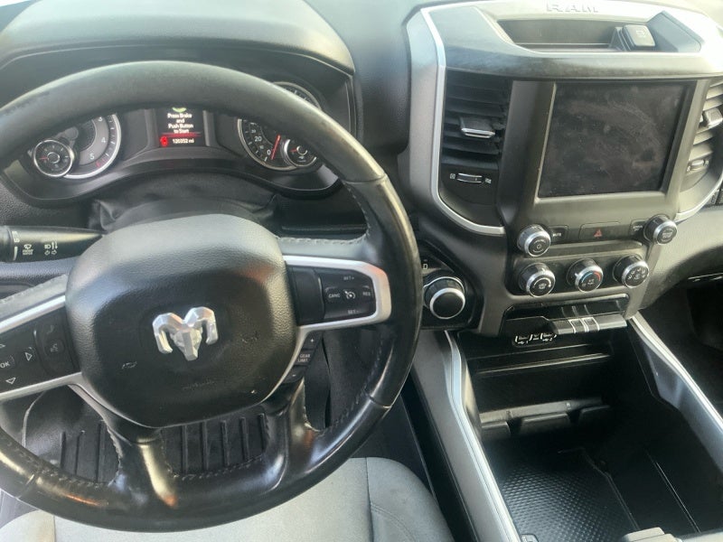 2020 RAM 1500 Big Horn Crew Cab 4x4 5'7' Box