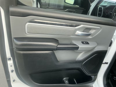 2020 RAM 1500 Big Horn Crew Cab 4x4 5'7' Box