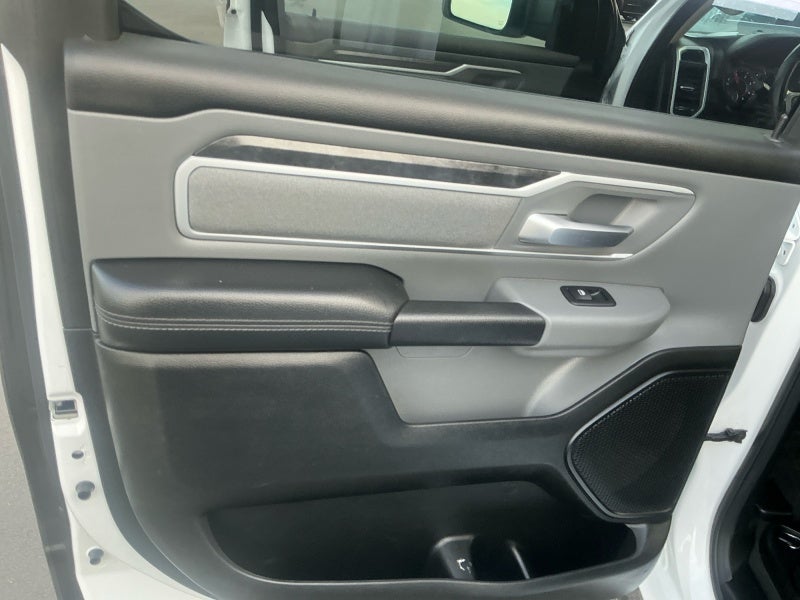 2020 RAM 1500 Big Horn Crew Cab 4x4 5'7' Box