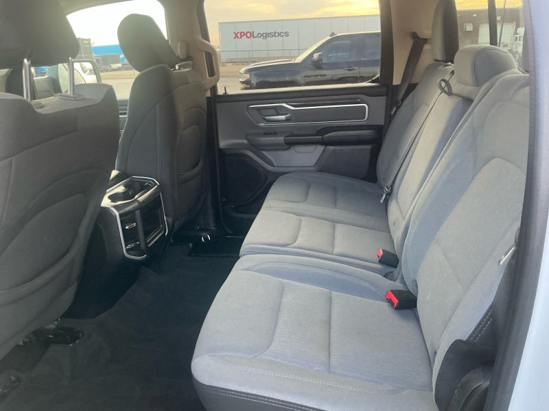 2020 RAM 1500 Big Horn Crew Cab 4x4 5'7' Box