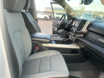 2020 RAM 1500 Big Horn Crew Cab 4x4 5'7' Box