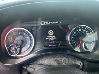 2021 RAM 1500 Big Horn Crew Cab 4x4 5'7' Box