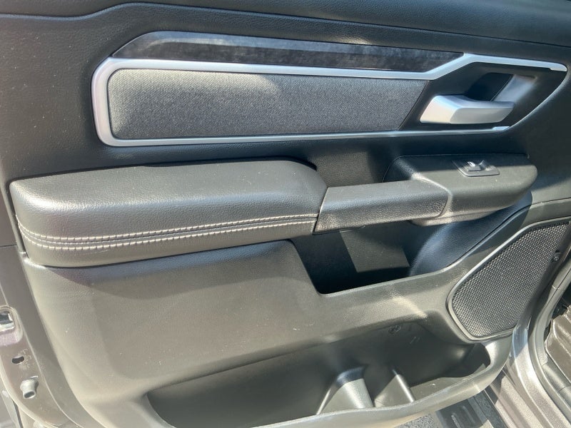 2021 RAM 1500 Big Horn Crew Cab 4x4 5'7' Box