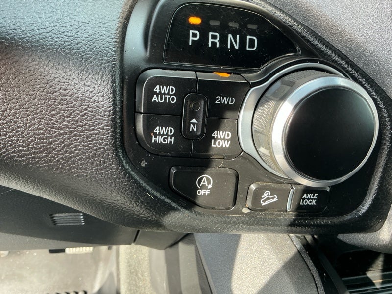 2022 RAM 1500 Big Horn Crew Cab 4x4 5'7' Box