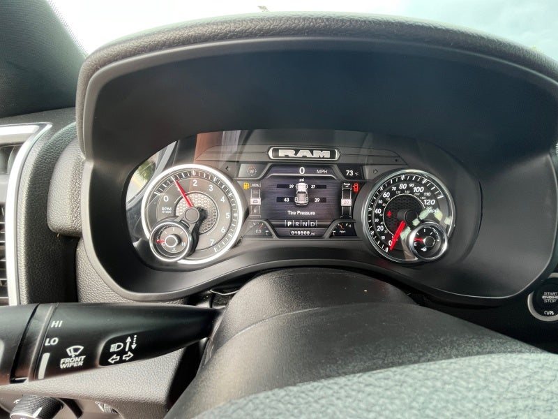 2024 RAM 1500 Big Horn Crew Cab 4x4 5'7' Box