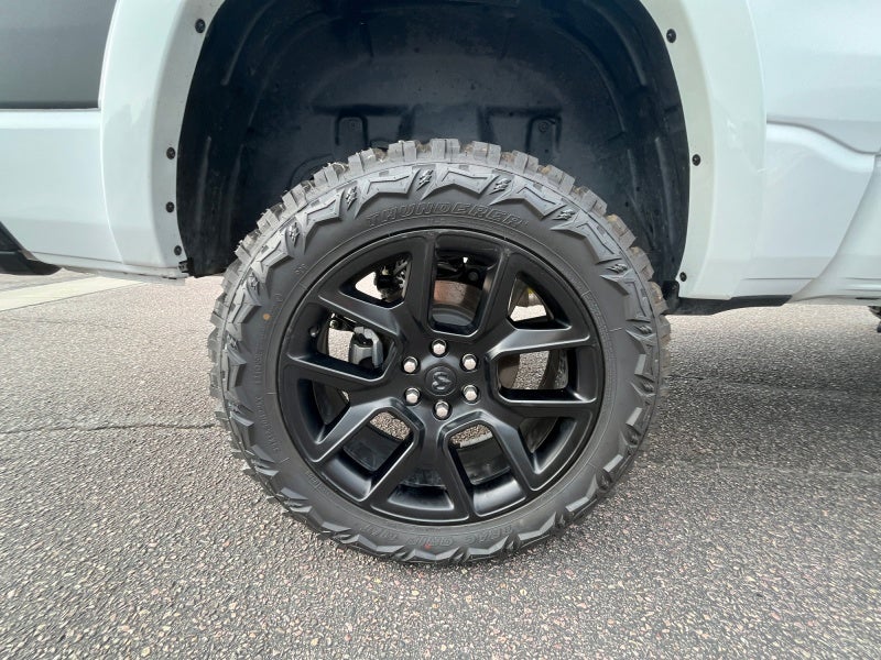 2024 RAM 1500 Big Horn Crew Cab 4x4 5'7' Box