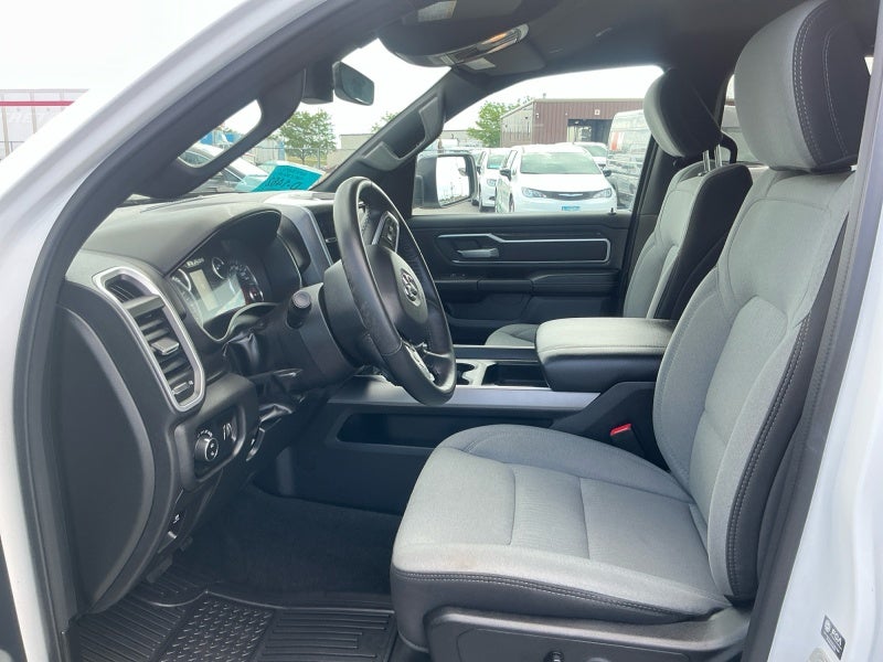 2023 RAM 1500 Big Horn Crew Cab 4x4 5'7' Box