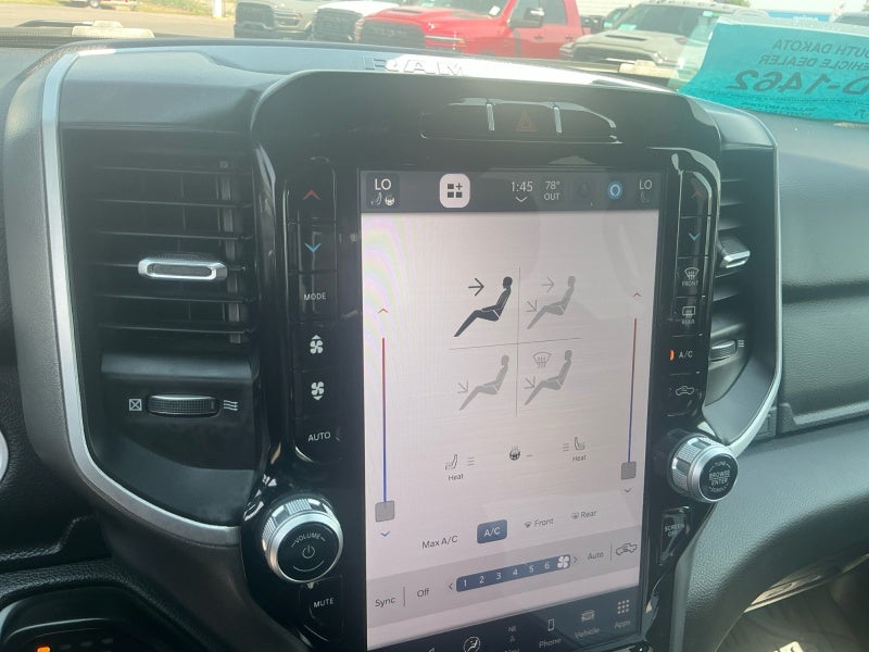 2024 RAM 1500 Big Horn Crew Cab 4x4 5'7' Box