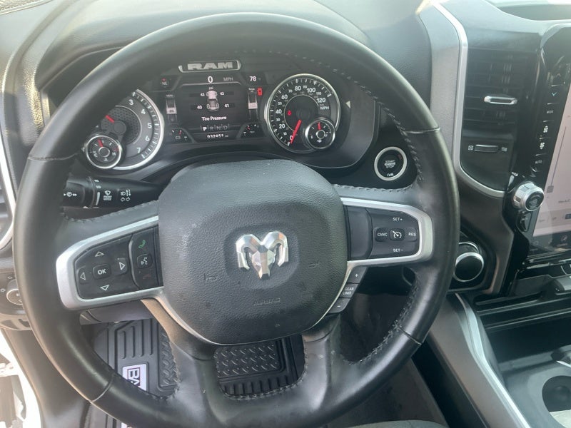 2024 RAM 1500 Big Horn Crew Cab 4x4 5'7' Box