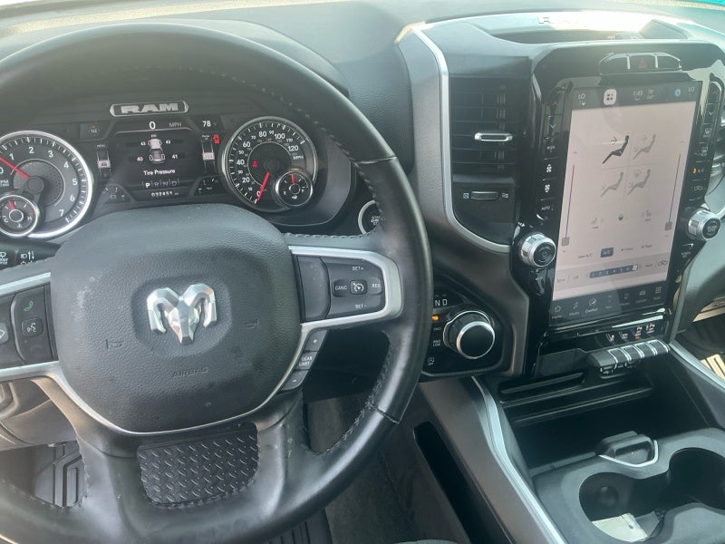 2024 RAM 1500 Big Horn Crew Cab 4x4 5'7' Box