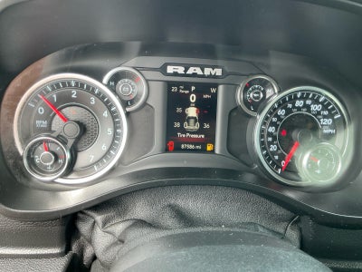 2020 RAM 1500 Big Horn Crew Cab 4x4 5'7' Box