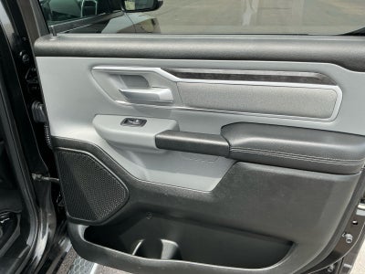 2020 RAM 1500 Big Horn Crew Cab 4x4 5'7' Box