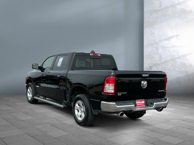 2020 RAM 1500 Big Horn Crew Cab 4x4 5'7' Box
