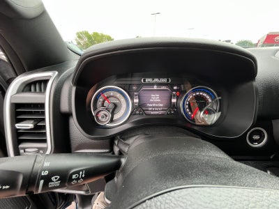 2021 RAM 1500 Big Horn Crew Cab 4x4 5'7' Box