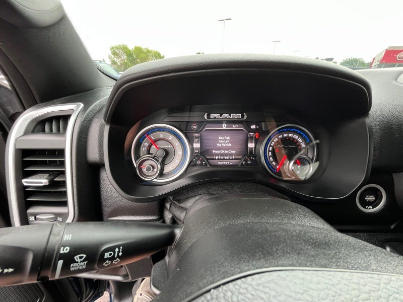 2021 RAM 1500 Big Horn Crew Cab 4x4 5'7' Box
