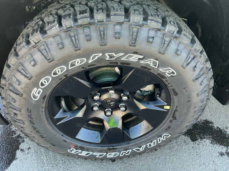 2025 RAM Ram 1500 RAM 1500 WARLOCK CREW CAB 4X4 5'7' BOX