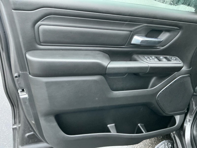 2027 RAM Ram 1500 RAM 1500 EXPRESS CREW CAB 4X4 5'7' BOX
