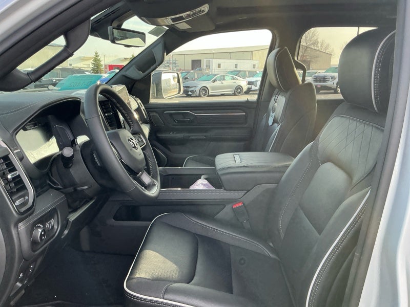 2026 RAM Ram 1500 RAM 1500 LIMITED CREW CAB 4X4 5'7' BOX