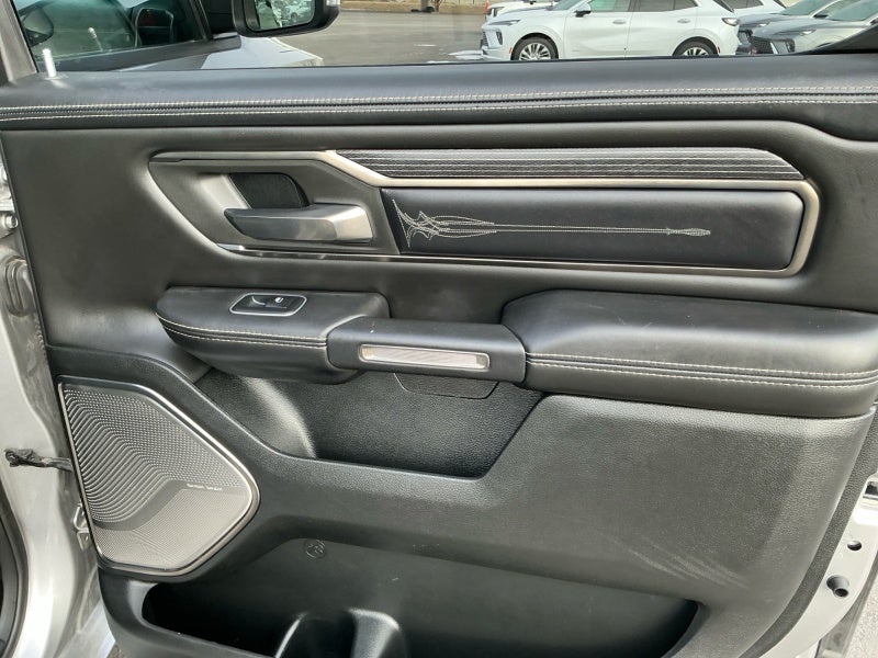 2021 RAM 1500 Limited Crew Cab 4x4 5'7' Box