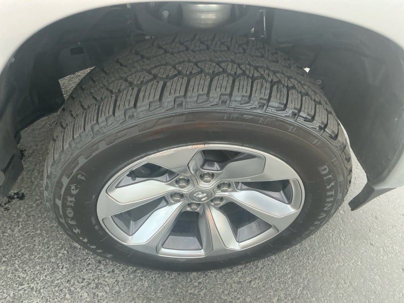 2021 RAM 1500 Limited Crew Cab 4x4 5'7' Box