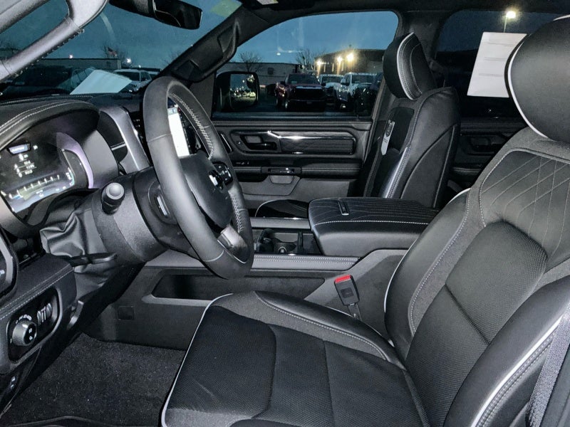 2026 RAM Ram 1500 RAM 1500 LIMITED CREW CAB 4X4 5'7' BOX