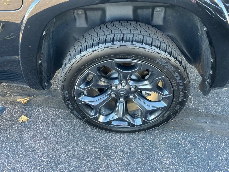 2022 RAM 1500 Limited Crew Cab 4x4 5'7' Box