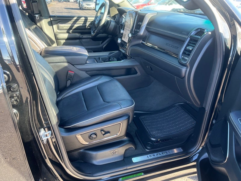 2022 RAM 1500 Limited Crew Cab 4x4 5'7' Box