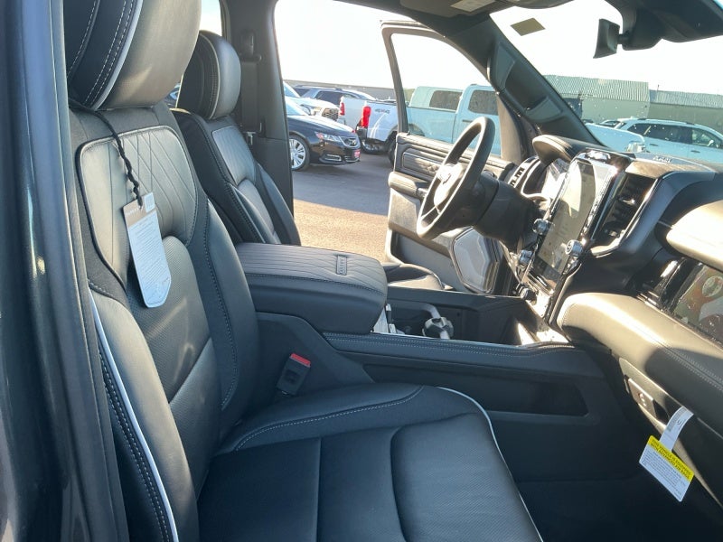 2026 RAM Ram 1500 RAM 1500 LIMITED CREW CAB 4X4 5'7' BOX