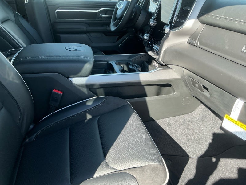 2027 RAM Ram 1500 RAM 1500 LARAMIE CREW CAB 4X4 5'7' BOX