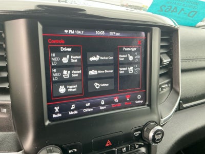 2020 RAM 1500 Laramie Crew Cab 4x4 5'7' Box