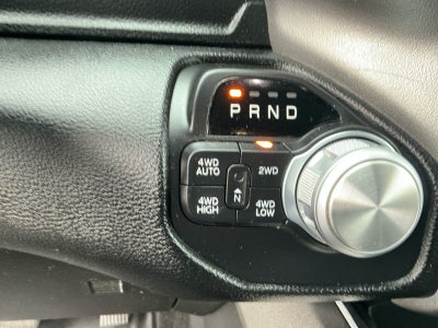 2020 RAM 1500 Laramie Crew Cab 4x4 5'7' Box