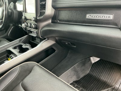 2020 RAM 1500 Laramie Crew Cab 4x4 5'7' Box