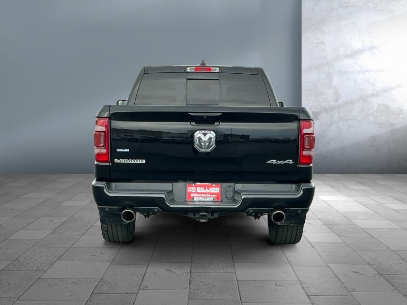 2020 RAM 1500 Laramie Crew Cab 4x4 5'7' Box