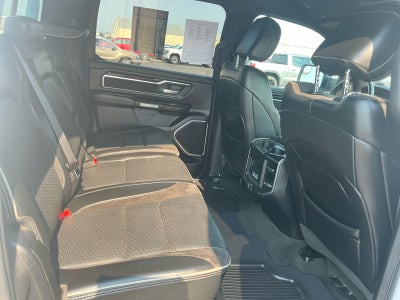 2021 RAM 1500 Laramie Crew Cab 4x4 5'7' Box