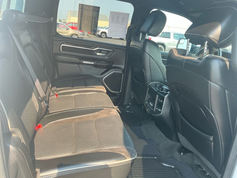 2021 RAM 1500 Laramie Crew Cab 4x4 5'7' Box