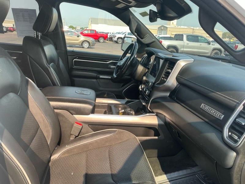 2021 RAM 1500 Laramie Crew Cab 4x4 5'7' Box