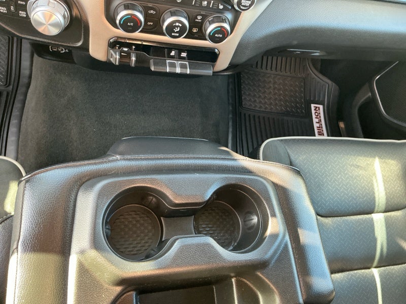 2021 RAM 1500 Laramie Crew Cab 4x4 5'7' Box