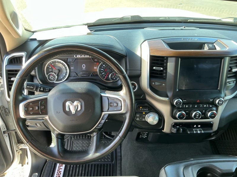 2021 RAM 1500 Laramie Crew Cab 4x4 5'7' Box