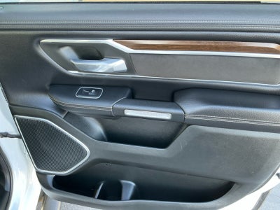 2021 RAM 1500 Laramie Crew Cab 4x4 5'7' Box