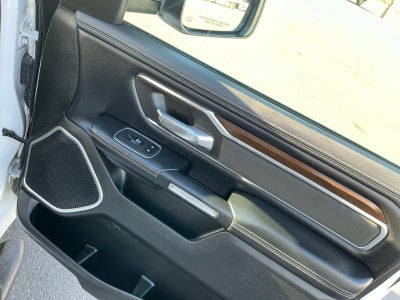 2021 RAM 1500 Laramie Crew Cab 4x4 5'7' Box