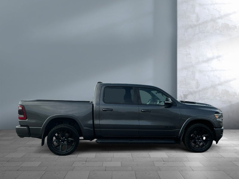 2022 RAM 1500 Laramie Crew Cab 4x4 5'7' Box