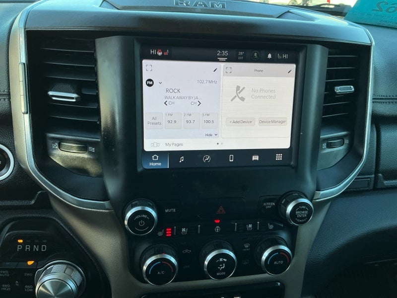 2022 RAM 1500 Laramie Crew Cab 4x4 5'7' Box