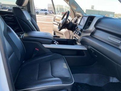 2022 RAM 1500 Laramie Crew Cab 4x4 5'7' Box