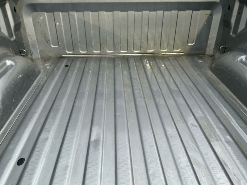 2020 RAM 1500 Laramie Crew Cab 4x4 5'7' Box